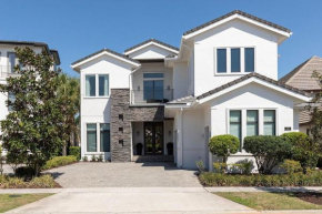 Sun-Filled 7 Bdrm Haven with Sports Themed Game Room at Reunion